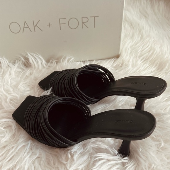 Oak + Fort Strappy Heels - Picture 1 of 4